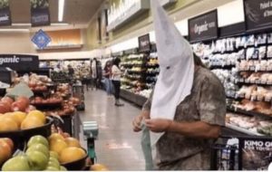racist-at-grocery-store